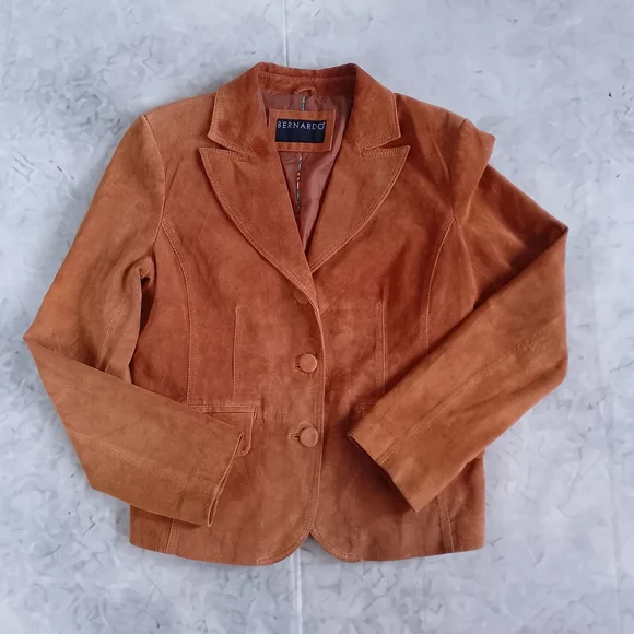 Bernardo Women's Suede Tailored Blazer Jacket in Burnt Orange - Picture 6 of 11